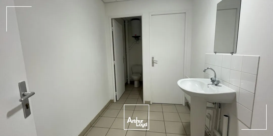 Locaux d'activité & Entrepôts - Location - CHAMBLY - 60230 - 246-246 - 7728375