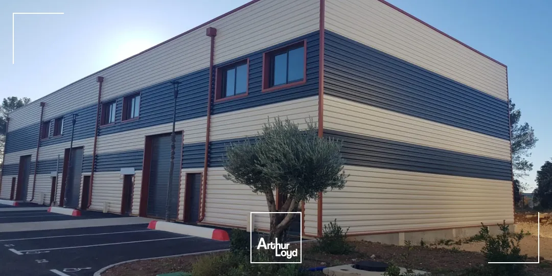 Locaux d'activité & Entrepôts - Location - SIGNES - 83870 - 231-231 - 7728786