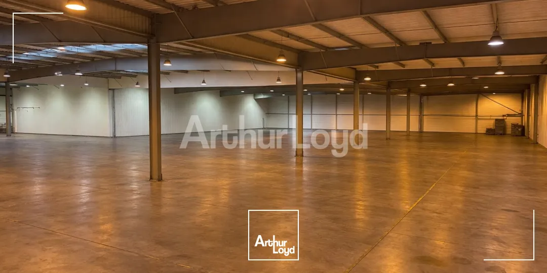 Locaux d'activité & Entrepôts - Location - DOUAI - 59500 - 8200-8200 - 7728825