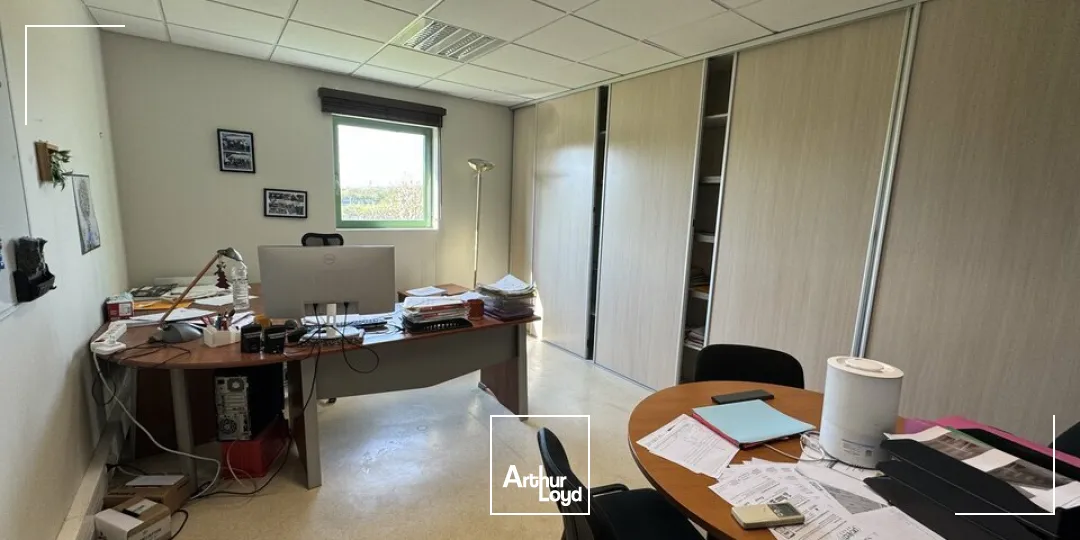 Locaux d'activité & Entrepôts - Vente - ROCHECORBON - 37210 - 566-566 - 7730568