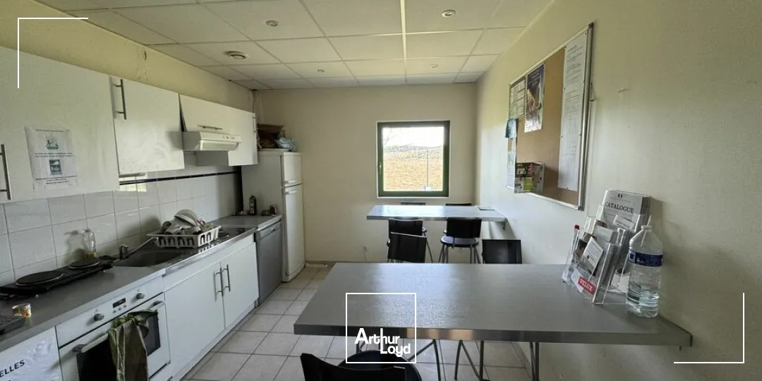 Locaux d'activité & Entrepôts - Vente - ROCHECORBON - 37210 - 566-566 - 7730569