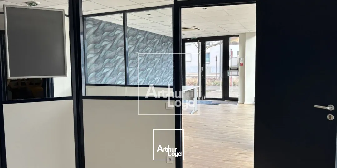 Bureaux - Location - ECHIROLLES - 38130 - 110-334 - 7730696