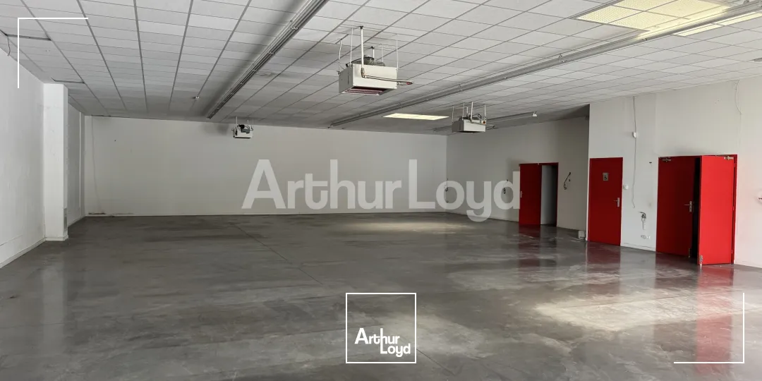 Locaux d'activité & Entrepôts - Location - WASQUEHAL - 59290 - 882-2934 - 7730960