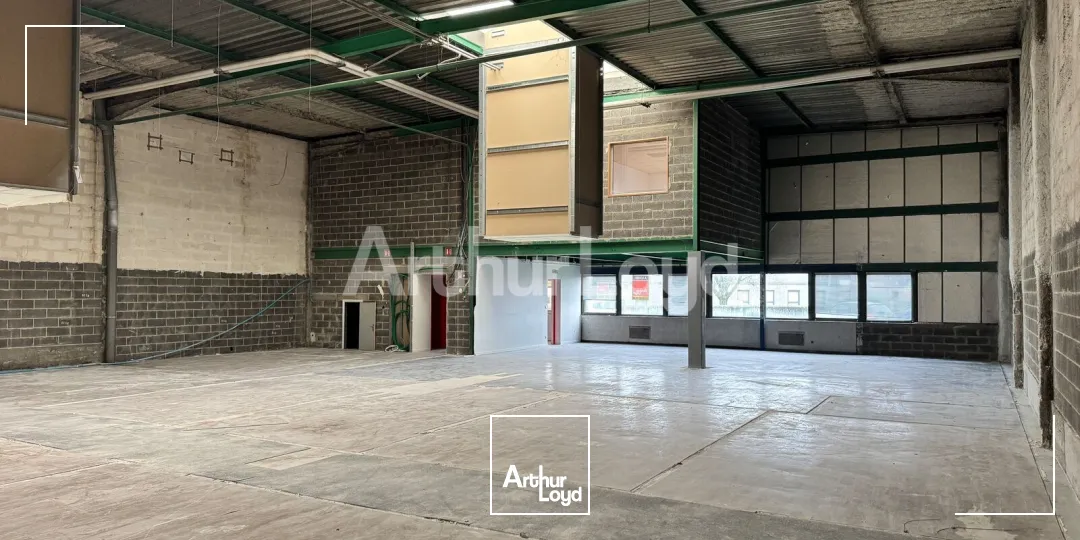 Locaux d'activité & Entrepôts - Location - WASQUEHAL - 59290 - 882-2934 - 7730962
