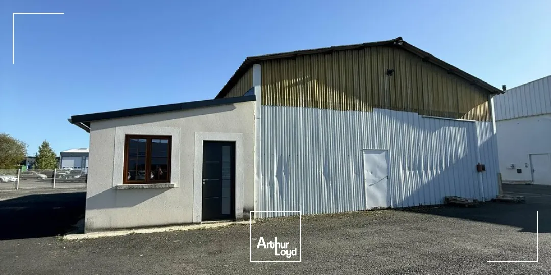 Locaux d'activité & Entrepôts - Location - SAINT PANTALEON DE LARCHE - 19600 - 1455-1455 - 7731177