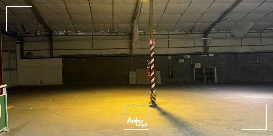 Bureaux - Location - SAINT PANTALEON DE LARCHE - 19600 - 680-680 - 7731264