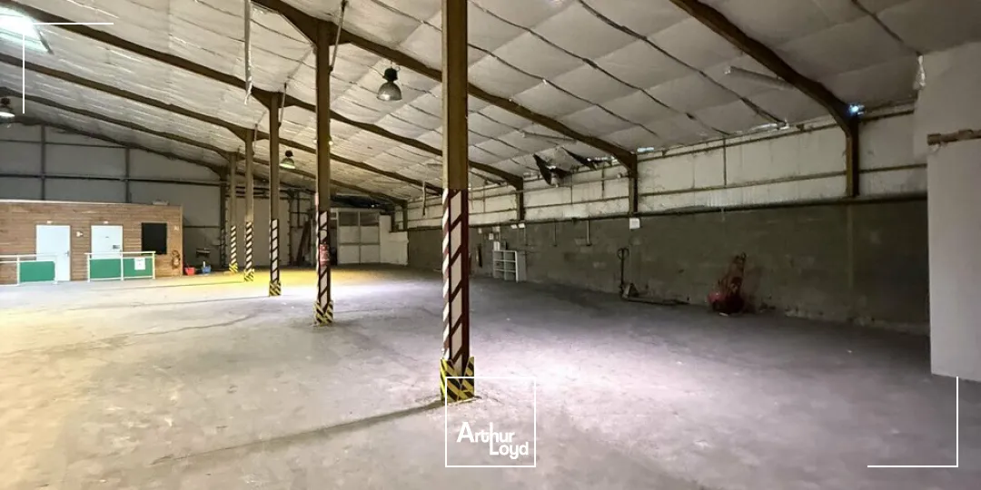 Bureaux - Location - SAINT PANTALEON DE LARCHE - 19600 - 680-680 - 7731261