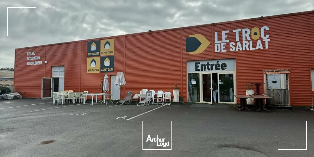 Locaux commerciaux - Location - SARLAT-LA-CANÉDA - 24200 - 600-600 - 7731273