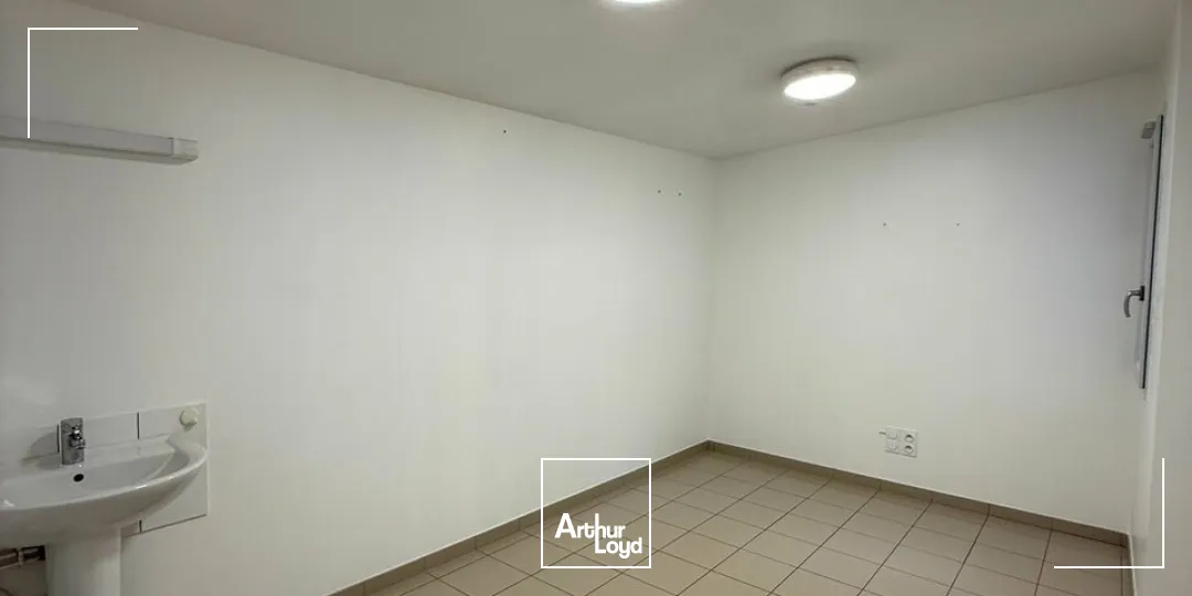 Bureaux - Location - BRIVE-LA-GAILLARDE - 19100 - 35-35 - 7731274