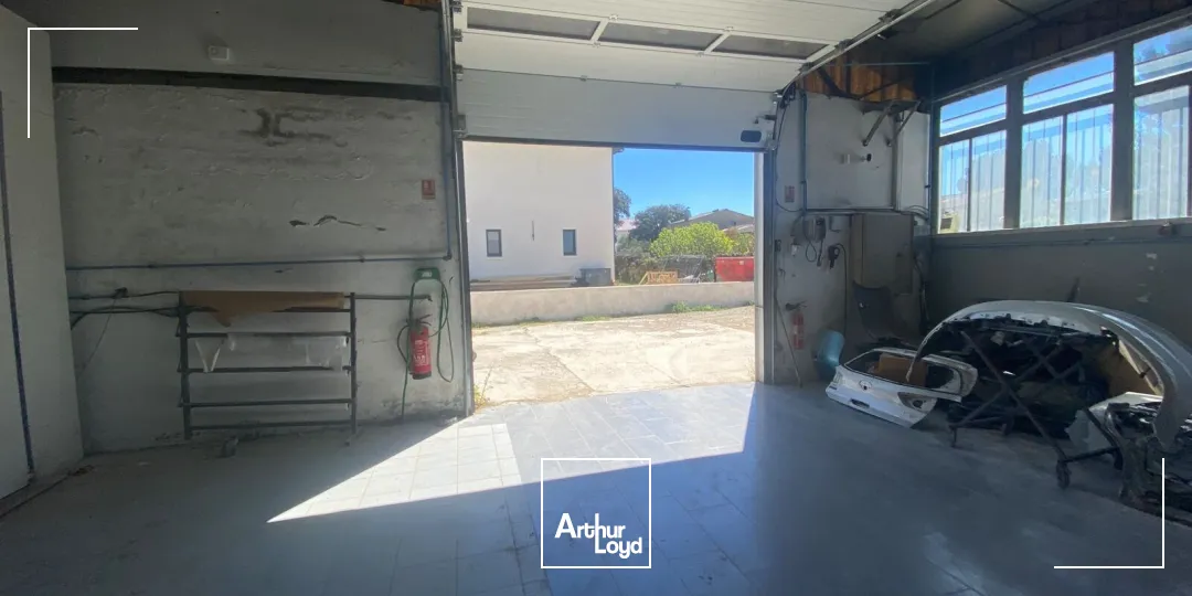 Locaux d'activité & Entrepôts - Vente - GRANS - 13450 - 380-380 - 7731521