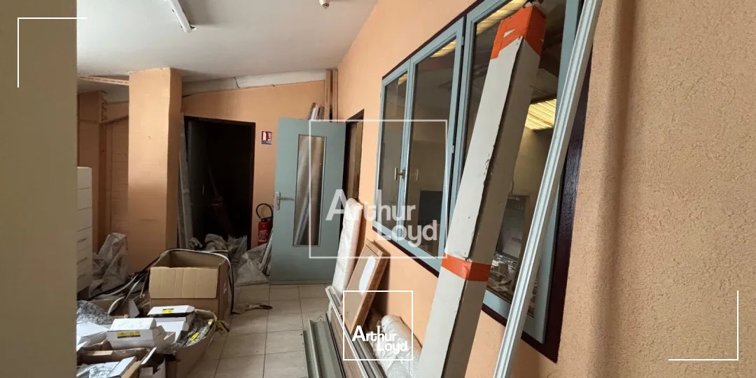 Locaux d'activité & Entrepôts - Location - ECHIROLLES - 38130 - 284-284 - 7731597