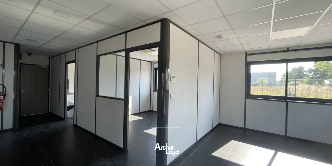 Locaux d'activité & Entrepôts - Vente - GUICHAINVILLE - 27930 - 1100-1100 - 7731616