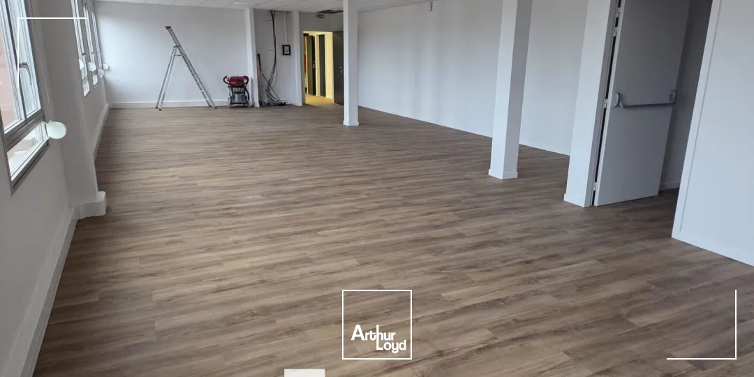 Bureaux - Location - DECINES CHARPIEU - 69150 - 105.1-105.1 - 7731971