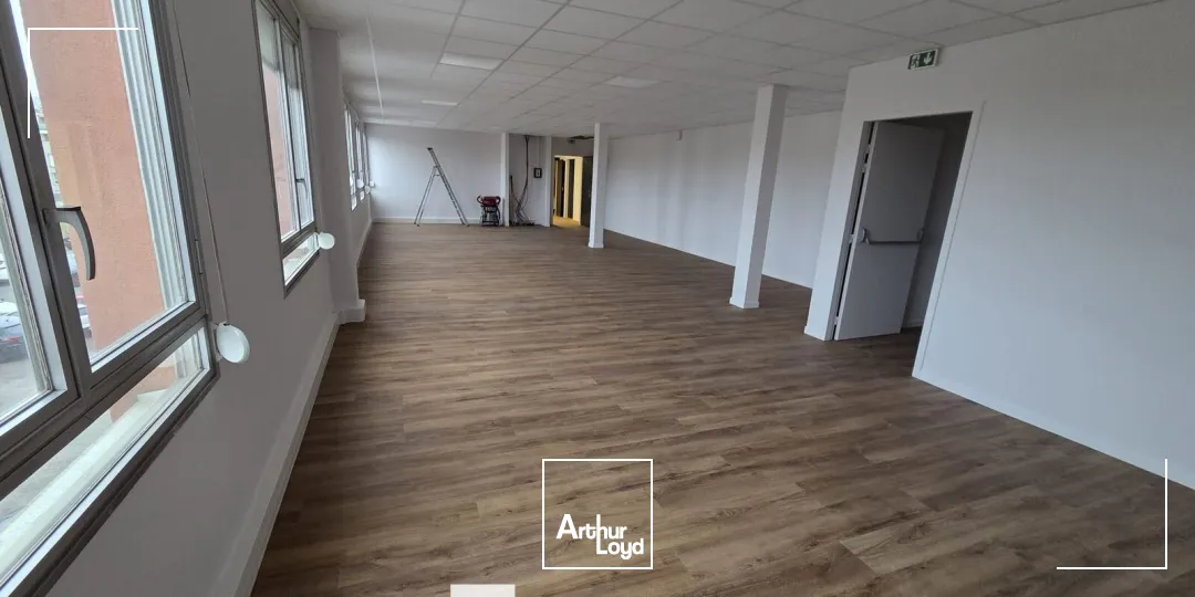 Bureaux - Location - DECINES CHARPIEU - 69150 - 105.1-105.1 - 7731972