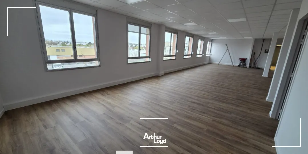 Bureaux - Location - DECINES CHARPIEU - 69150 - 105.1-105.1 - 7731973