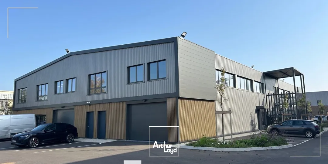 Locaux d'activité & Entrepôts - Vente - CHASSIEU - 69680 - 120-120 - 7732039