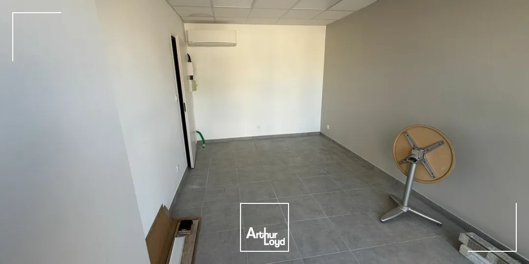 Locaux d'activité & Entrepôts - Location - VALENCE - 26000 - 69-69 - 7732188