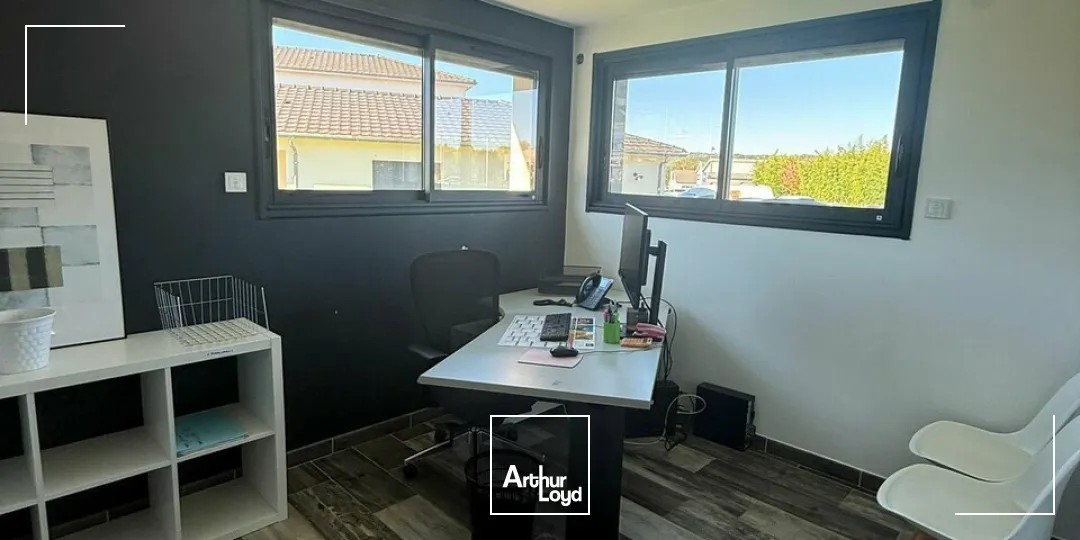 Bureaux - Location - TERRASSON LAVILLEDIEU - 24120 - 122-122 - 7732272