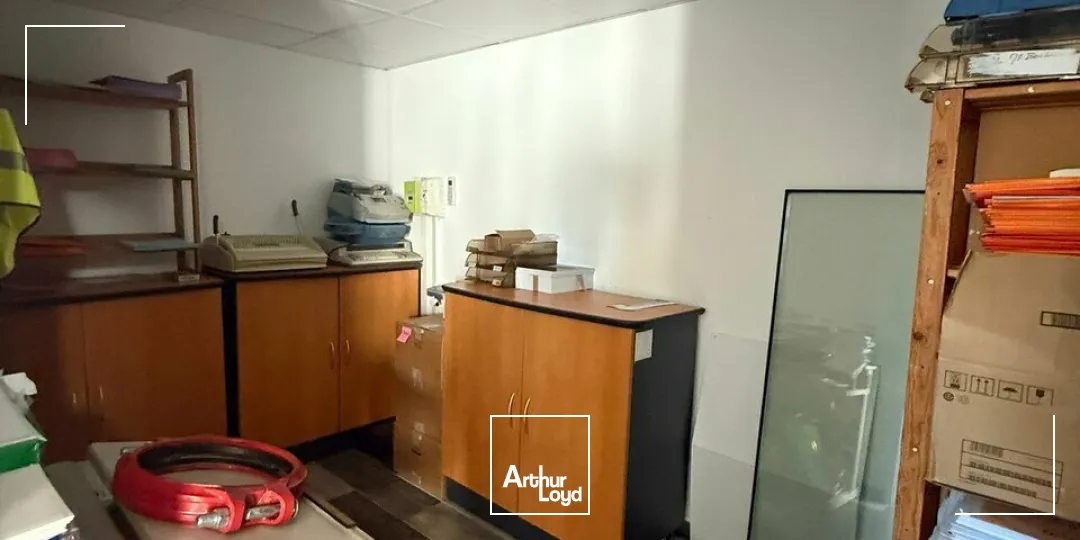 Bureaux - Location - TERRASSON LAVILLEDIEU - 24120 - 122-122 - 7732271