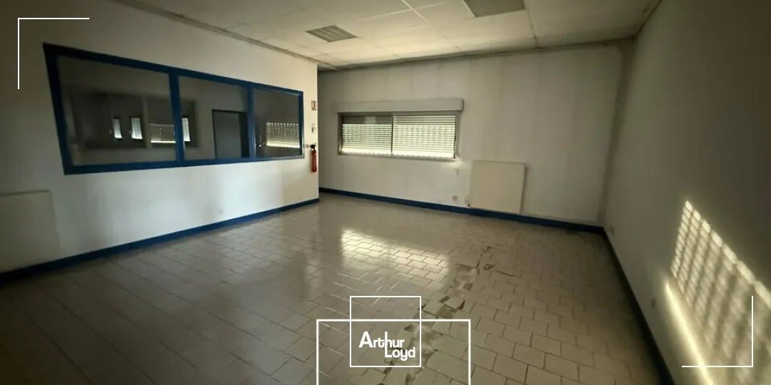 Locaux d'activité & Entrepôts - Location - BRIVE-LA-GAILLARDE - 19100 - 700-700 - 7732305