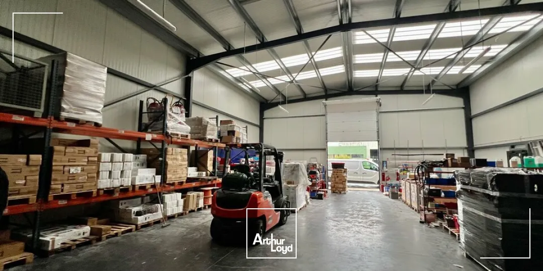 Locaux d'activité & Entrepôts - Vente - JARNAC - 16200 - 530-530 - 7732603