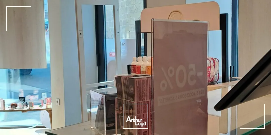 Locaux commerciaux - Location - BRIVE-LA-GAILLARDE - 19100 - 70-70 - 7733131