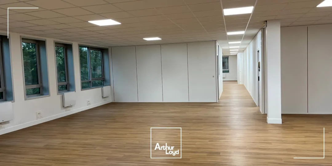 Bureaux - Vente - ERAGNY - 95610 - 206.6-206.6 - 7733630
