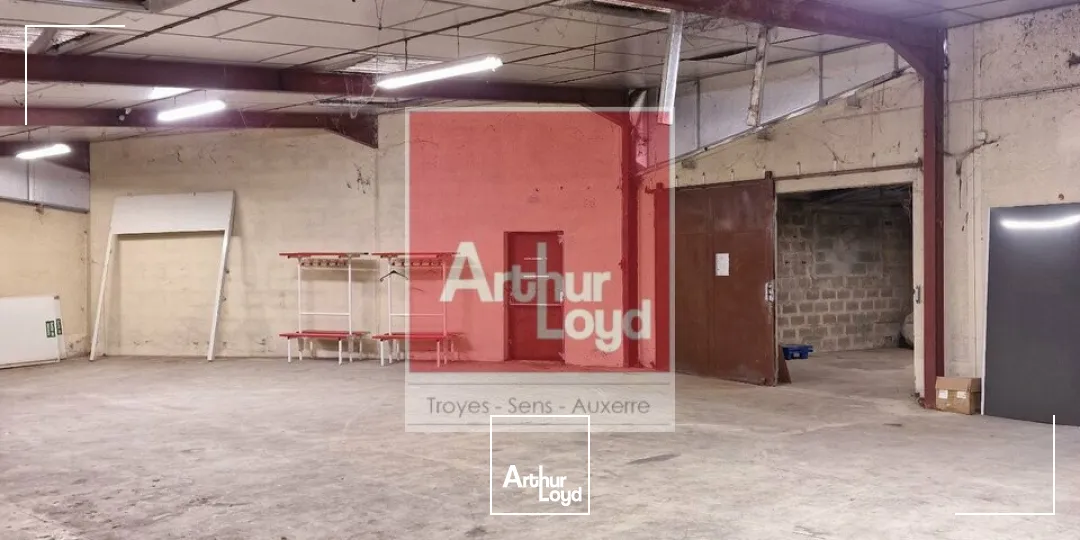 Locaux d'activité & Entrepôts - Location - ÉTIGNY - 89510 - 900-900 - 7735030