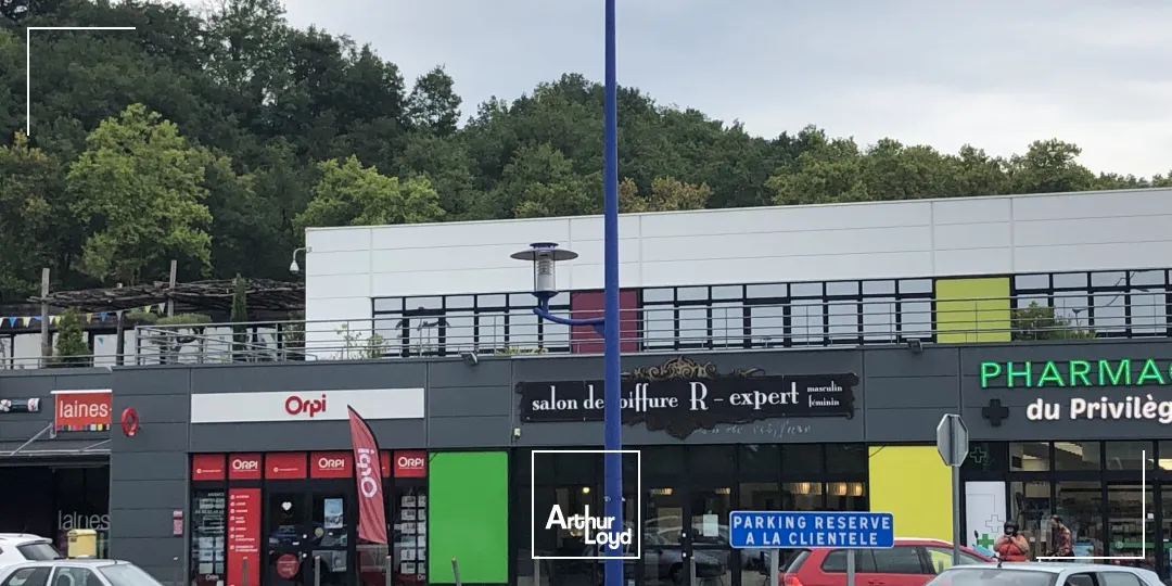 Locaux commerciaux - Location - PERIGUEUX - 24000 - 298.6-298.6 - 7735154