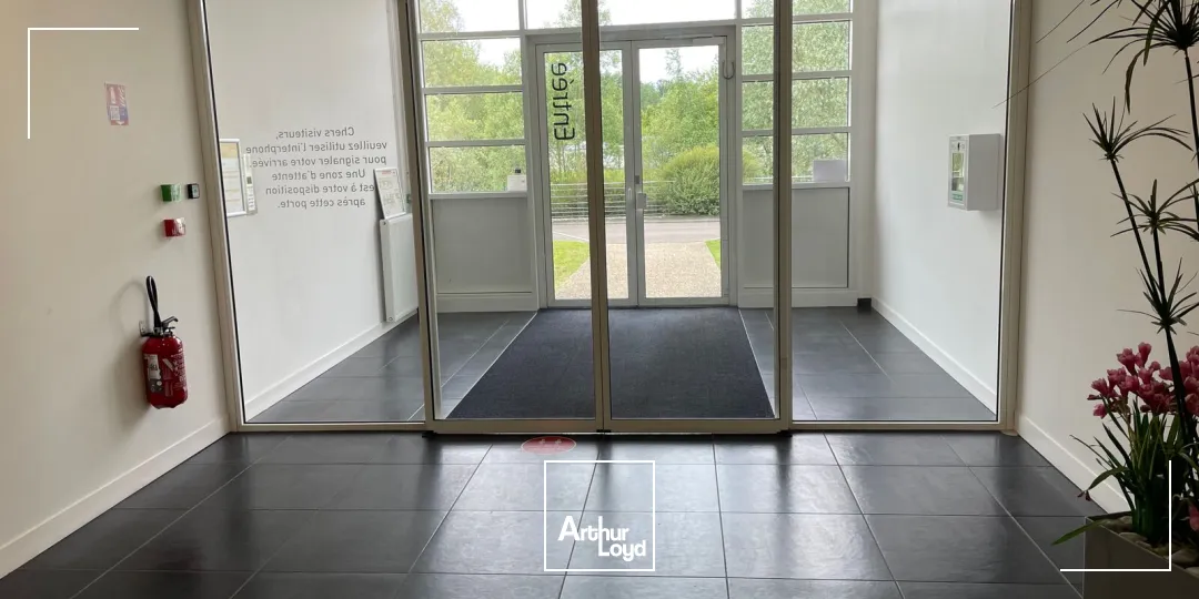 Bureaux - Location - HEUDEBOUVILLE - 27400 - 415-915 - 7735324