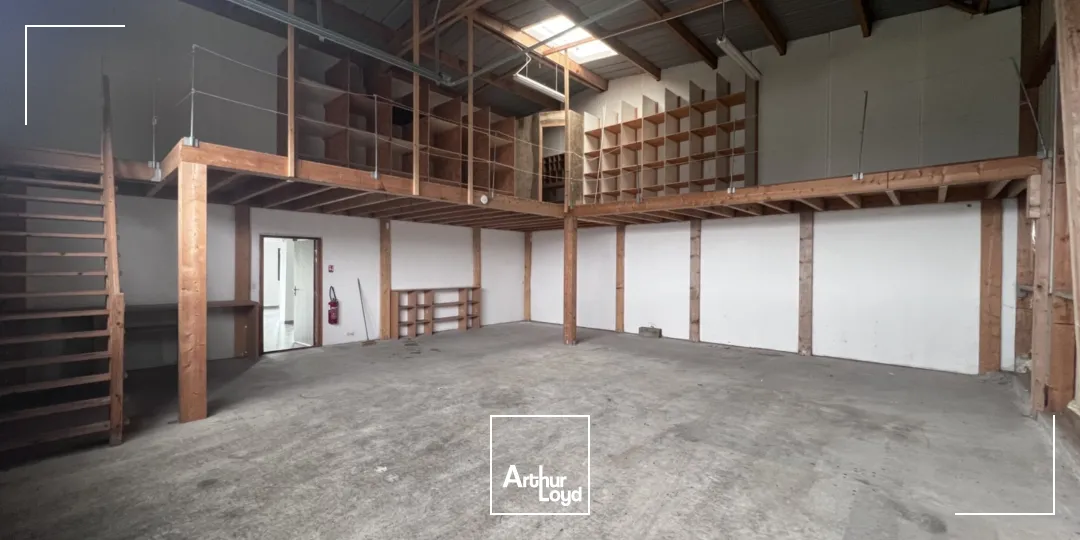 Locaux d'activité & Entrepôts - Location - MELLAC - 29300 - 243-243 - 7735440