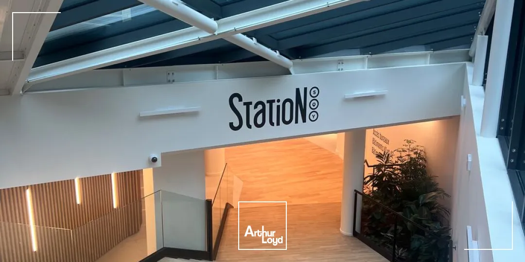 Bureaux - Location - MONTIGNY LE BRETONNEUX - 78180 - 261-10814.57 - 7735456