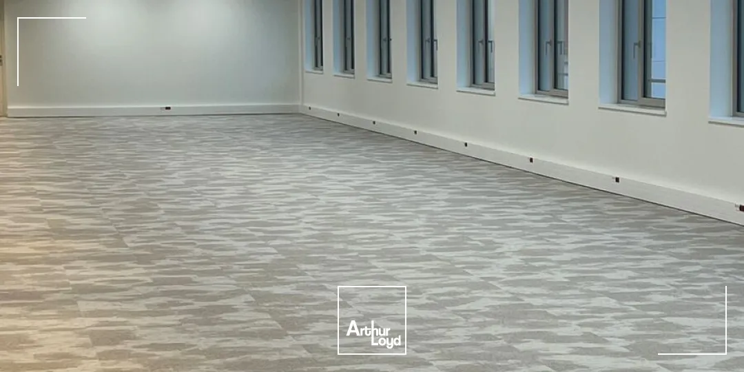 Bureaux - Location - MONTIGNY LE BRETONNEUX - 78180 - 261-10814.57 - 7735458