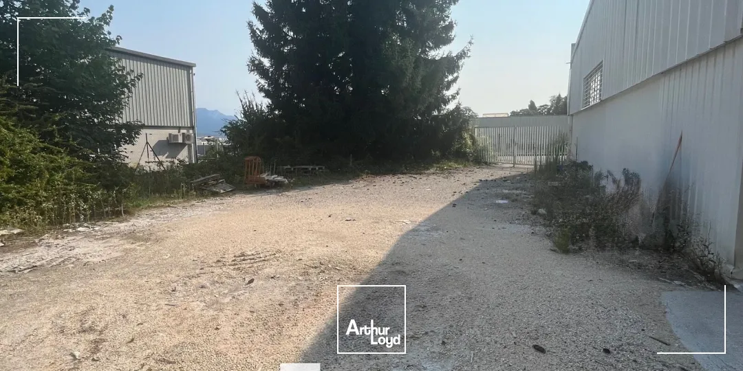 Locaux d'activité & Entrepôts - Location - VOIRON - 38500 - 414-414 - 7735591