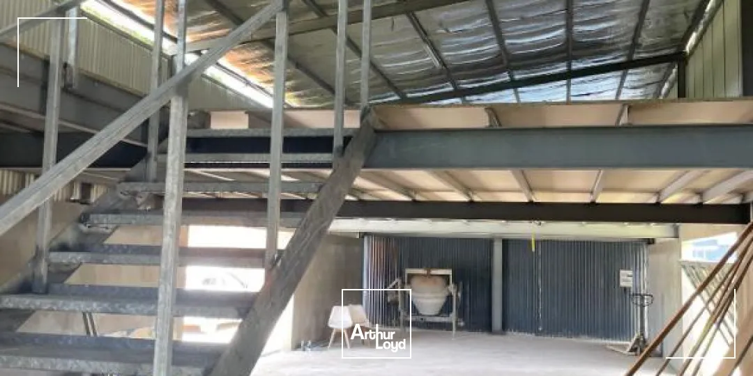 Locaux d'activité & Entrepôts - Location - Le Gosier - 97190 - 250-250 - 7735891