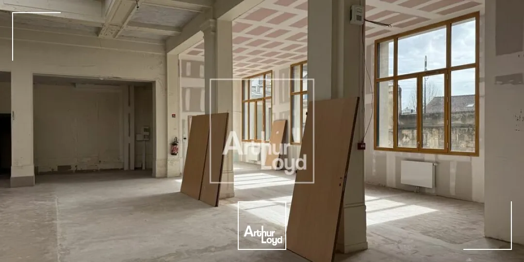 Locaux commerciaux - Location - MONTEREAU-FAULT-YONNE - 77130 - 363-363 - 7736275