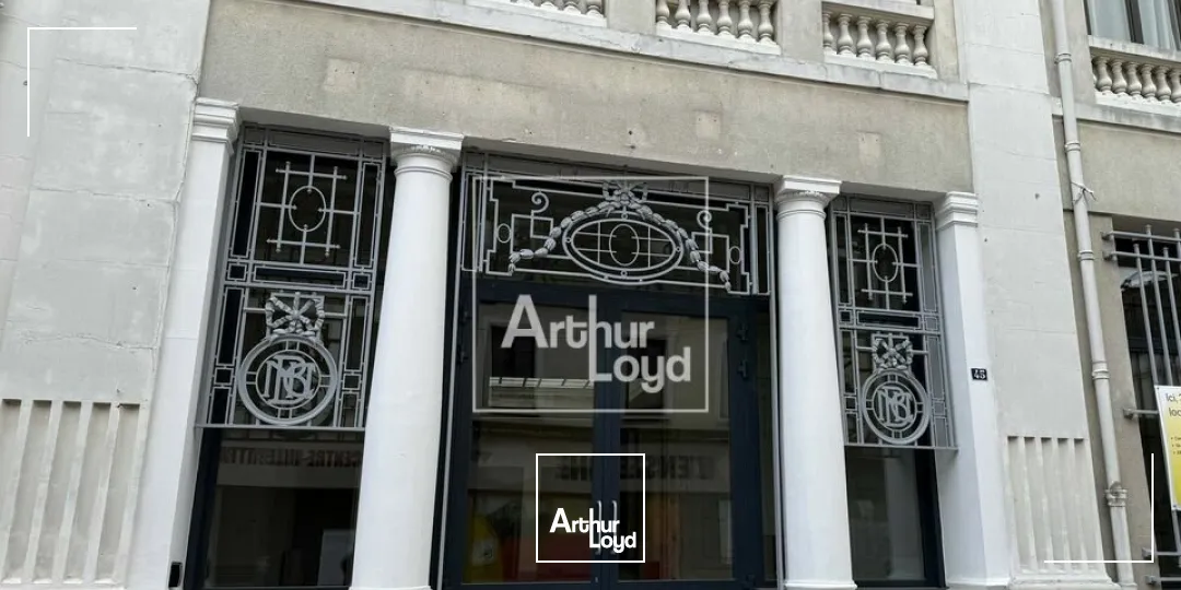 Locaux commerciaux - Location - MONTEREAU-FAULT-YONNE - 77130 - 363-363 - 7736274