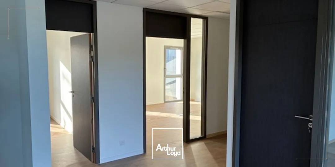 Bureaux - Location - CAMPBON - 44750 - 70-70 - 7736436