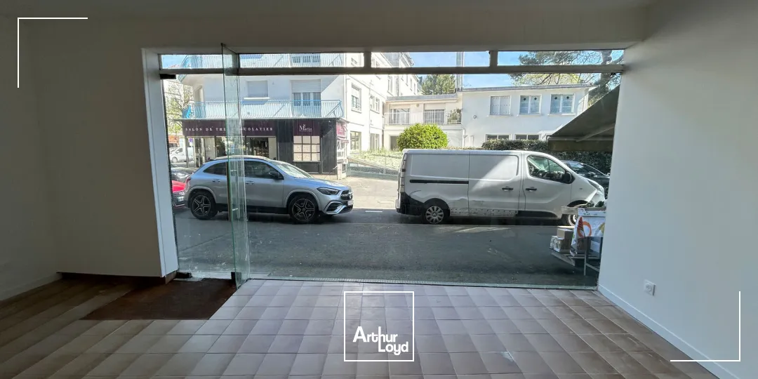 Locaux commerciaux - Location - LA BAULE ESCOUBLAC - 44500 - 45-45 - 7736445