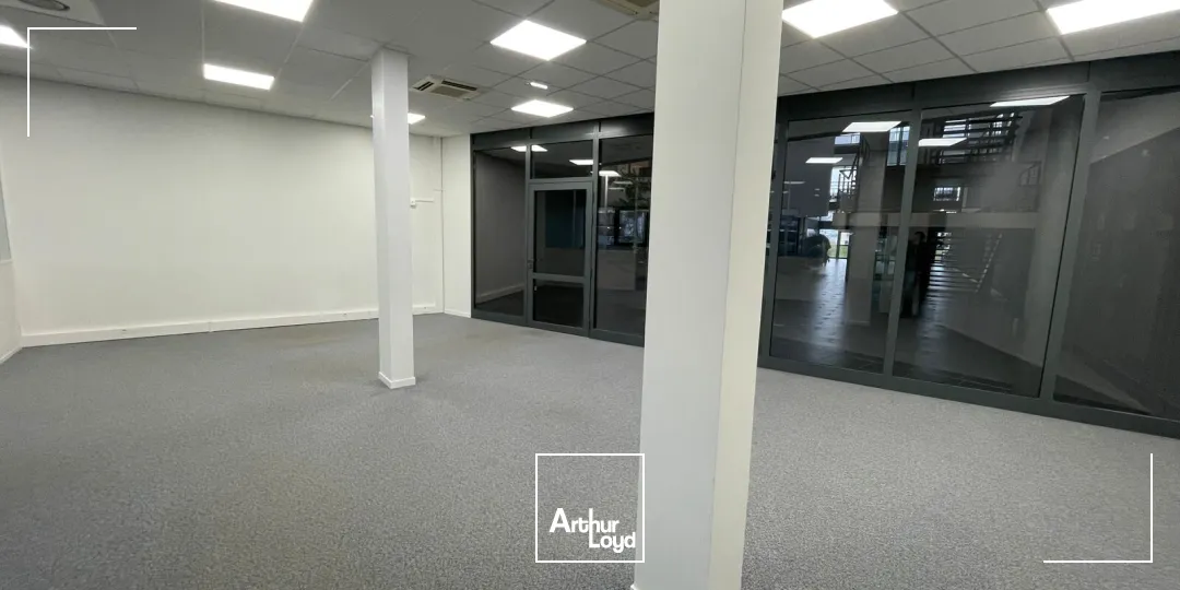 Bureaux - Location - ISNEAUVILLE - 76230 - 142.5-142.5 - 7736561