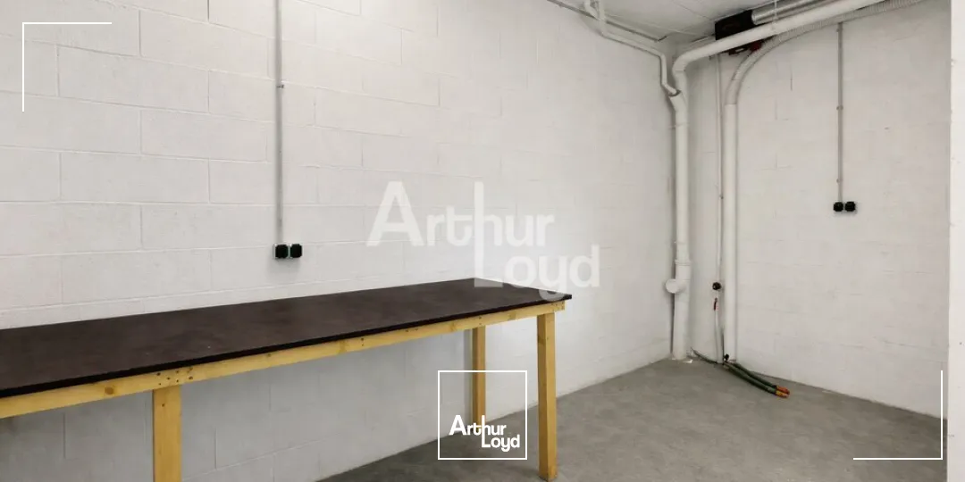 Locaux d'activité & Entrepôts - Vente - LA ROCHE-SUR-FORON - 74800 - 528-528 - 7736581