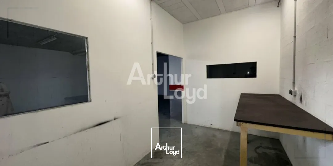 Locaux d'activité & Entrepôts - Vente - LA ROCHE-SUR-FORON - 74800 - 528-528 - 7736582