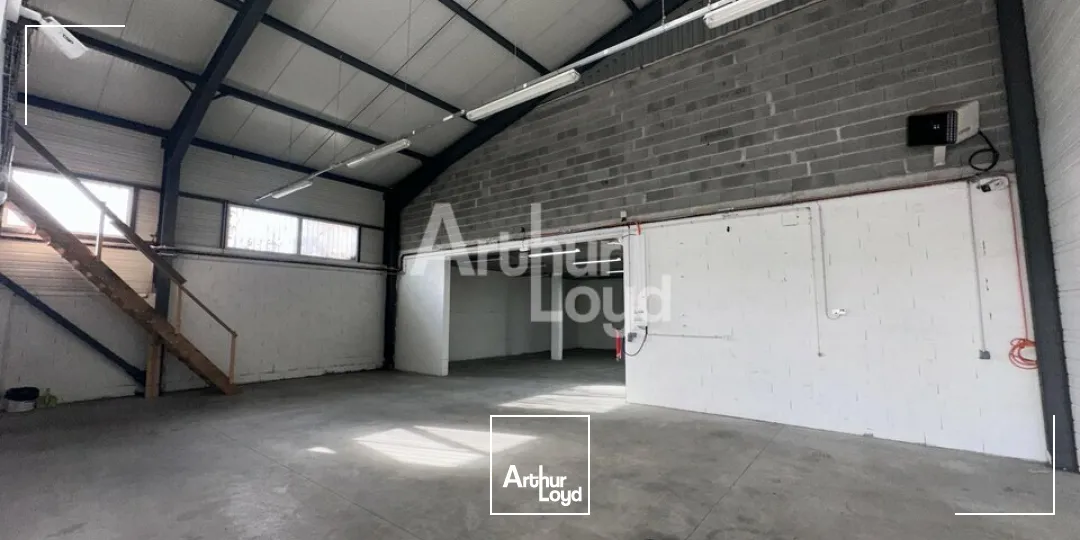 Locaux d'activité & Entrepôts - Vente - LA ROCHE-SUR-FORON - 74800 - 528-528 - 7736577