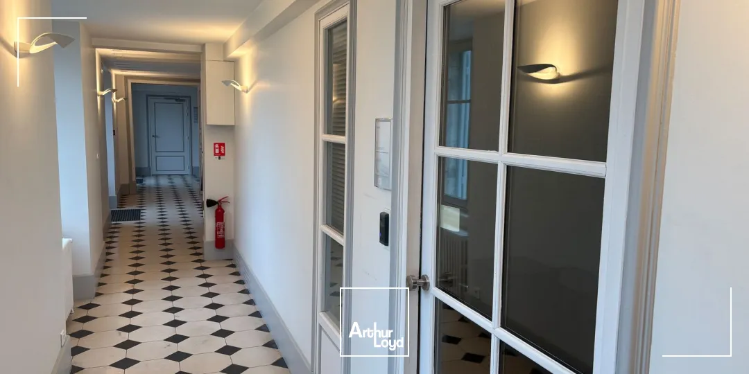 Bureaux - Location - LA CHAPELLE SAINT MESMIN - 45380 - 18-204 - 7736610
