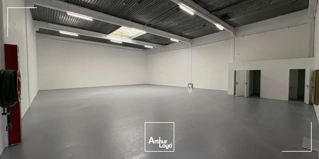 Locaux commerciaux - Location - ERAGNY - 95610 - 366-2003 - 7736781