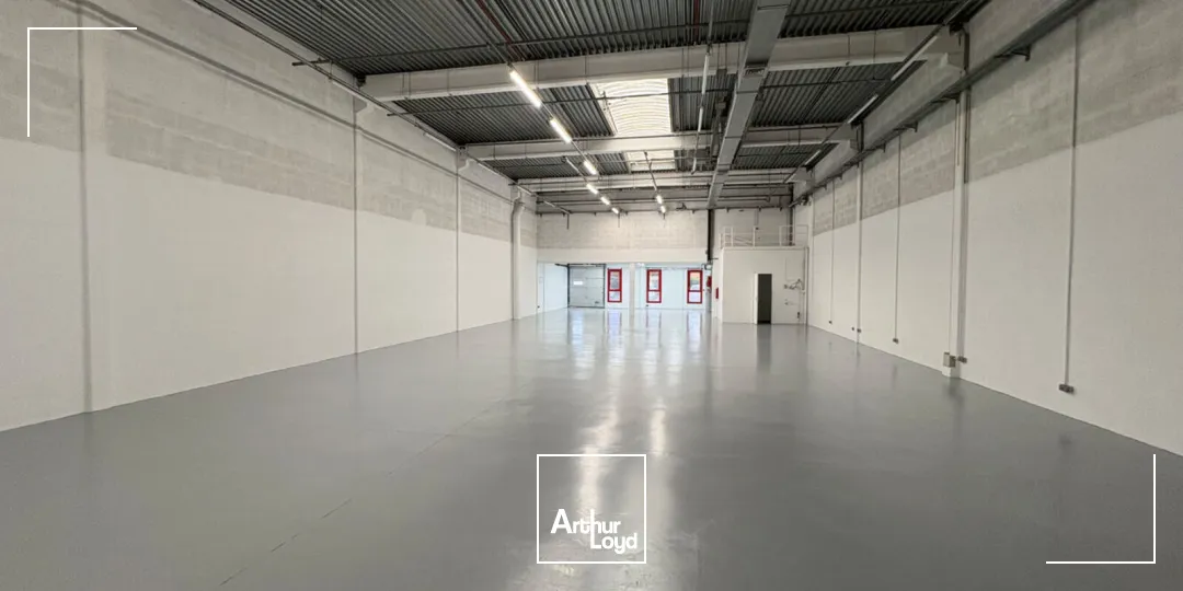 Locaux commerciaux - Location - ERAGNY - 95610 - 366-2003 - 7736782