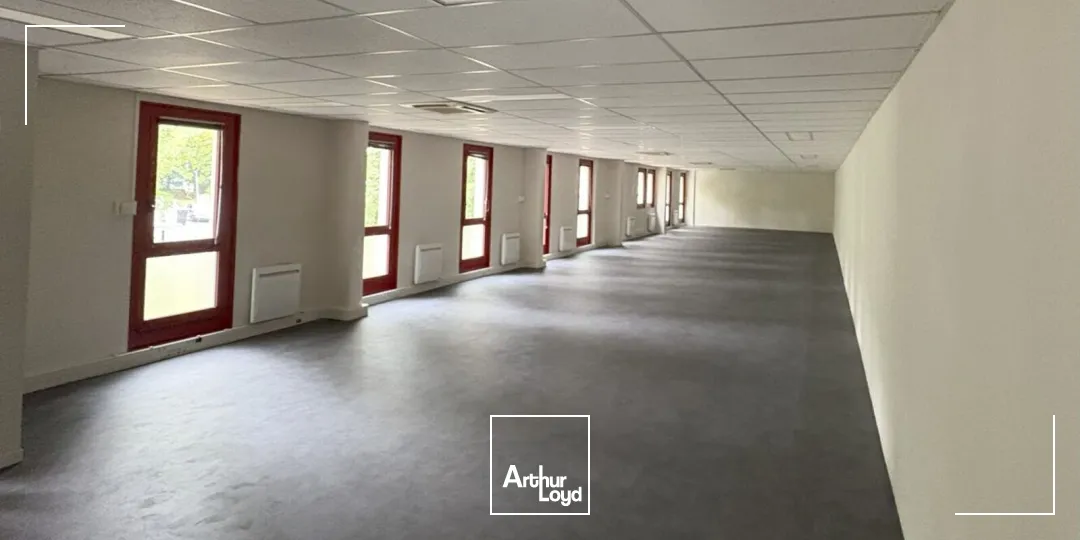 Locaux commerciaux - Location - ERAGNY - 95610 - 366-2003 - 7736787