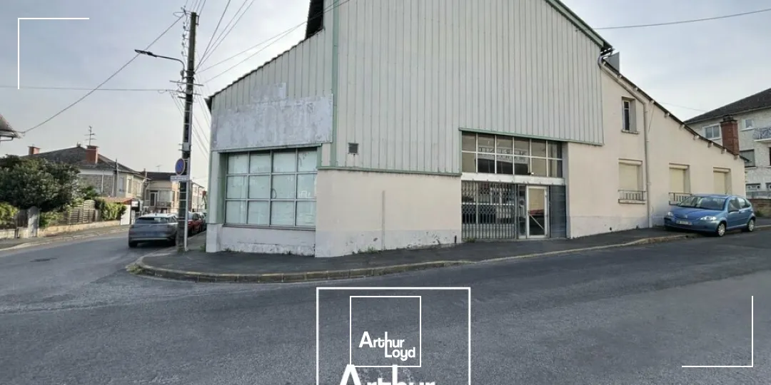 Locaux d'activité & Entrepôts - Location - BRIVE-LA-GAILLARDE - 19100 - 700-700 - 7737220