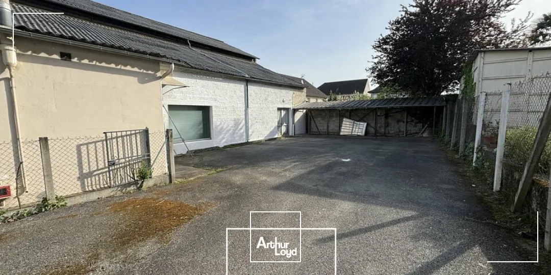 Locaux d'activité & Entrepôts - Location - BRIVE-LA-GAILLARDE - 19100 - 700-700 - 7737227