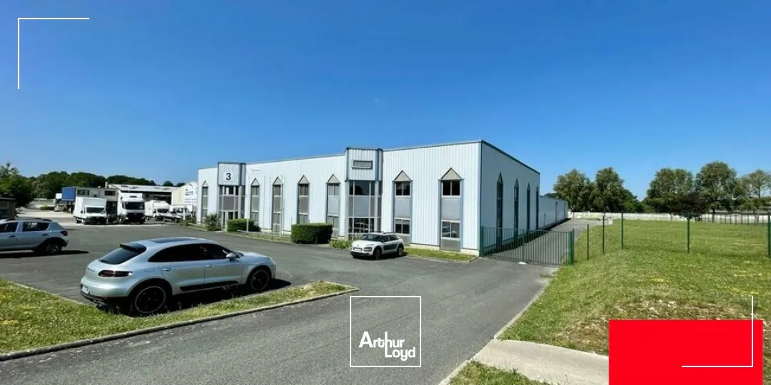 Locaux d'activité & Entrepôts - Vente - LE CHÂTELET-EN-BRIE - 77820 - 3630-3630 - 7737235